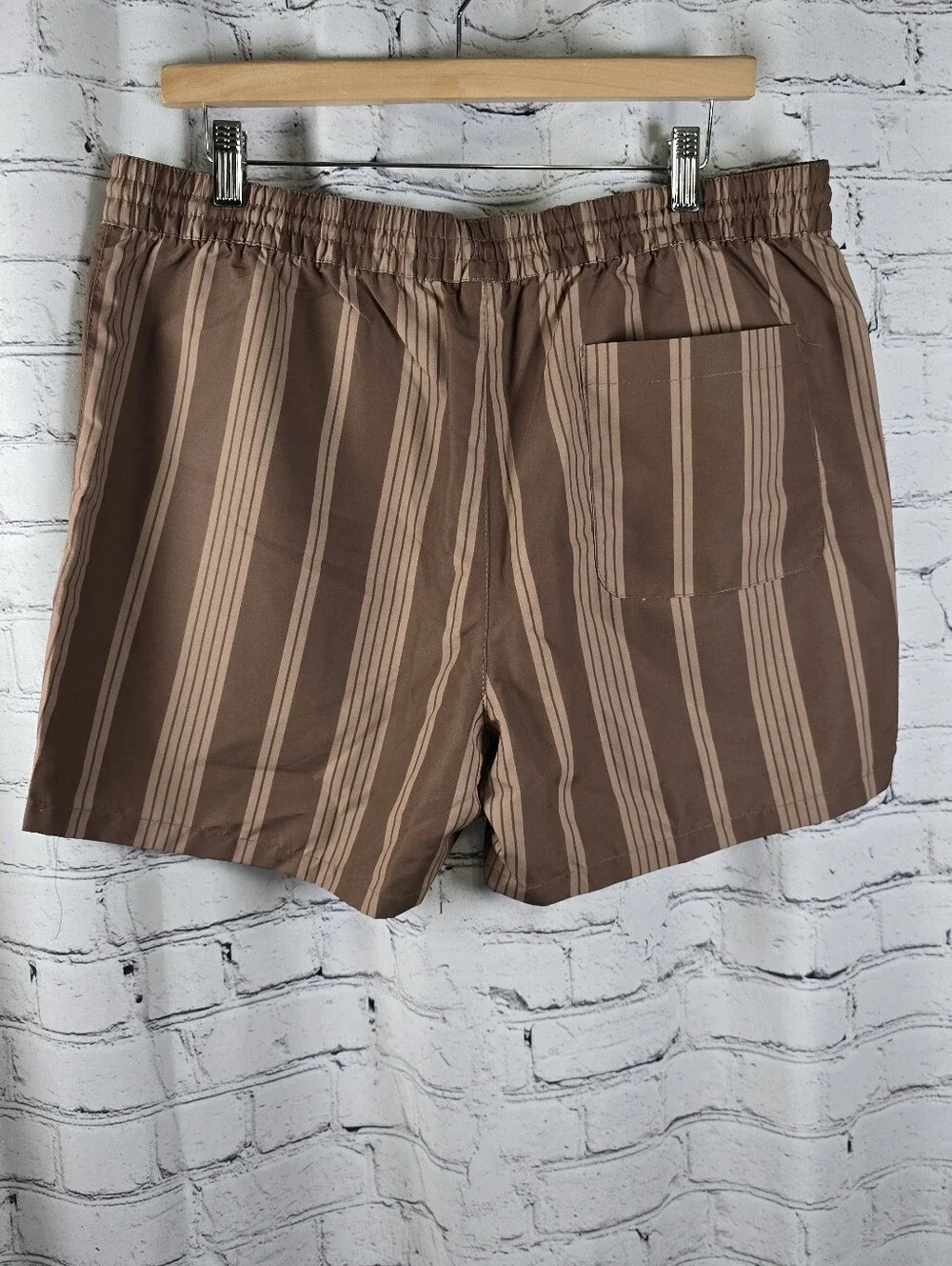 Arizona‎ Men's Brown Striped Shorts Size Large